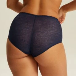 Devant -Lingerie Divine Boutique BL03500 021 WEB 2 28c79d58 be49 441e 90d0 83e820261c36