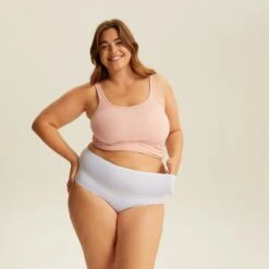 Culotte Très Haute One Size Star White JUST ONE MICRO -Lingerie Divine Boutique BL04600 016 WEB 3 8c473696 b54b 4de6 846e 71916fef3d3c