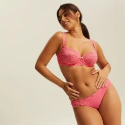 Soutien-gorge Emboîtant Avec Armatures Cherry PAMPELUNE HARMONY 11 Soutien-gorge Emboîtant Avec Armatures Cherry PAMPELUNE HARMONY -Lingerie Divine Boutique BL14553 06B WEB 3 6f98bd7e 36f7 4321 a480 bcf8cea923f3